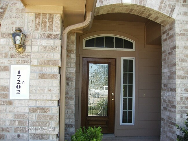 17202 Timber Cliff Ct in Cypress, TX - Building Photo - Building Photo