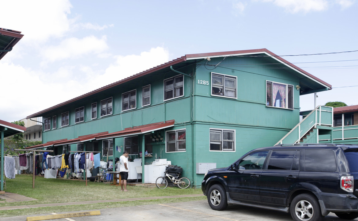 1285 Neal Ave in Wahiawa, HI - Foto de edificio