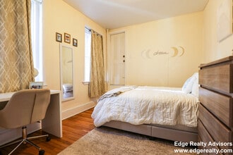 120 Pleasant St, Unit 3 in Brookline, MA - Building Photo - Building Photo