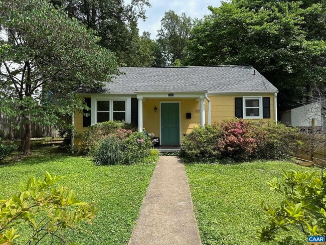 property at 1638 Mulberry Ave