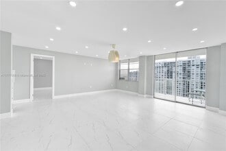 2851 NE 183rd St, Unit 1504 in Aventura, FL - Building Photo - Building Photo