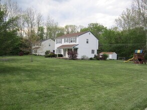 1655 Clearview Ave in Blue Bell, PA - Building Photo - Building Photo