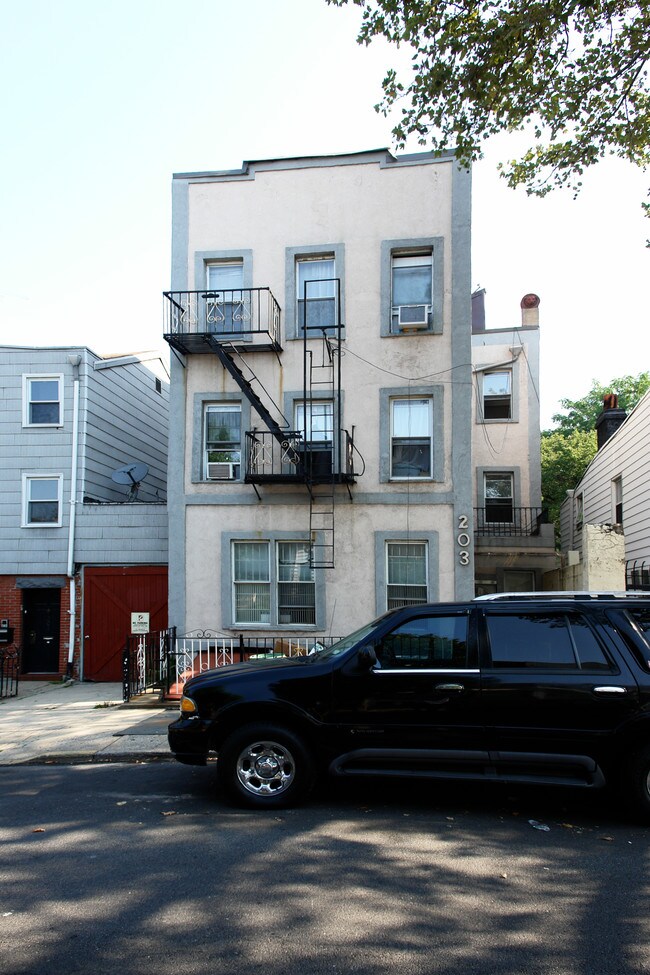 203 22nd St in Brooklyn, NY - Building Photo - Building Photo