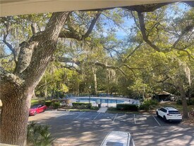 800 Mallery St in St. Simons Island, GA - Building Photo