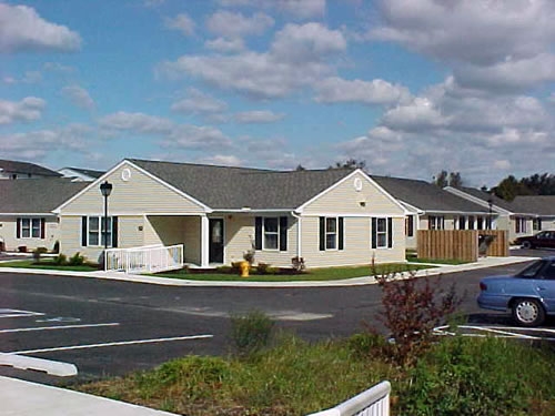 Marshall Manor in Milford, DE - Foto de edificio