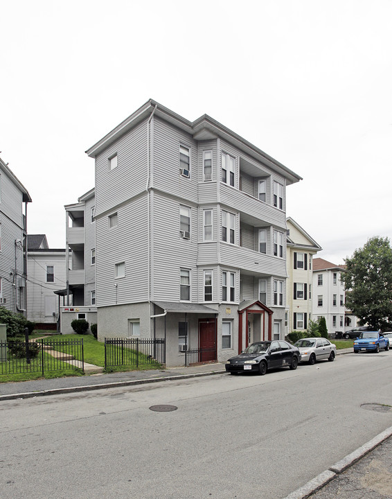 5 Beaver St in Worcester, MA - Foto de edificio