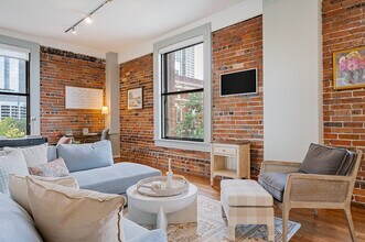 915 Franklin St in Houston, TX - Building Photo - Building Photo