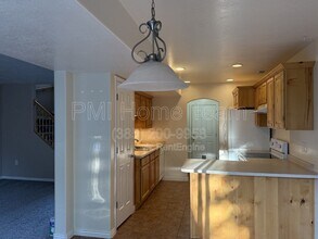 652 W 800 N in Clinton, UT - Building Photo - Building Photo