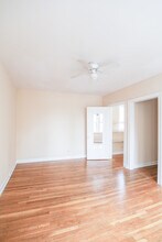 4724 W Addison St-Unit -2B in Chicago, IL - Building Photo - Building Photo