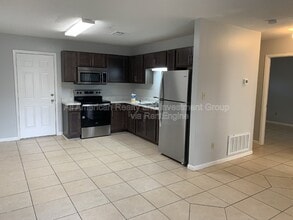 935 Tanager Rd, Unit C in Fort Walton Beach, FL - Building Photo - Building Photo