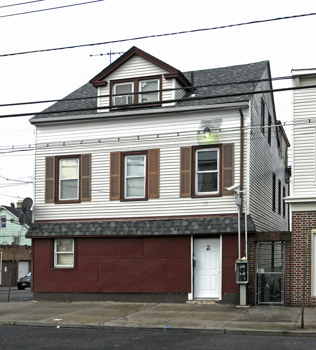 99 Remsen Ave in New Brunswick, NJ - Building Photo