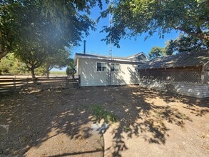 24341 2nd Ave in Stevinson, CA - Building Photo - Building Photo