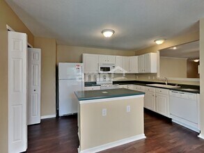 14337 Orange Blossom Trail in Fishers, IN - Building Photo - Building Photo