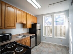 355 Hudson Ave in Albany, NY - Building Photo - Building Photo