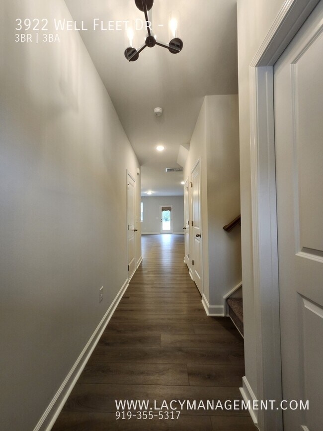 3922 Well Fleet Dr in Fuquay Varina, NC - Building Photo - Building Photo