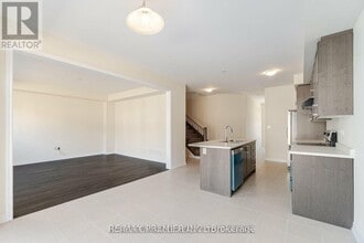 70 Ever Sweet Wy in Thorold, ON - Building Photo - Building Photo