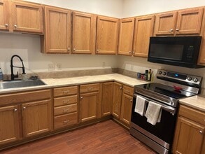 7434 S Louise Ave in Sioux Falls, SD - Building Photo - Building Photo