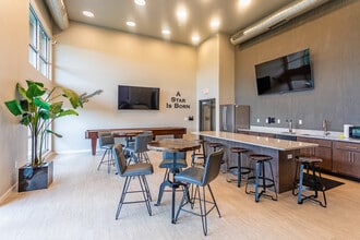 Lakeside Flats in Lakeville, MN - Foto de edificio - Interior Photo