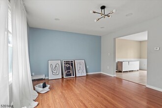 3 Cold Spring Rd in Highland Lakes, NJ - Foto de edificio - Building Photo