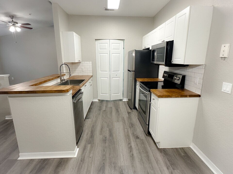 873 Grand Regency Pointe in Altamonte Springs, FL - Building Photo