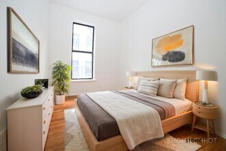 225 Central Pk N in New York, NY - Building Photo - Building Photo