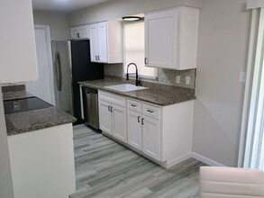 5834 Forest Grove Blvd in Orlando, FL - Building Photo - Building Photo