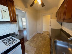 327 8th St in Union City, NJ - Building Photo - Building Photo