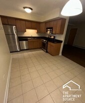 317 Wisconsin Ave, Unit 1C in Oak Park, IL - Building Photo