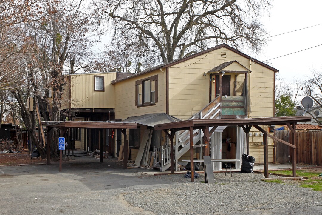 2726 Rio Linda Blvd in Sacramento, CA - Building Photo