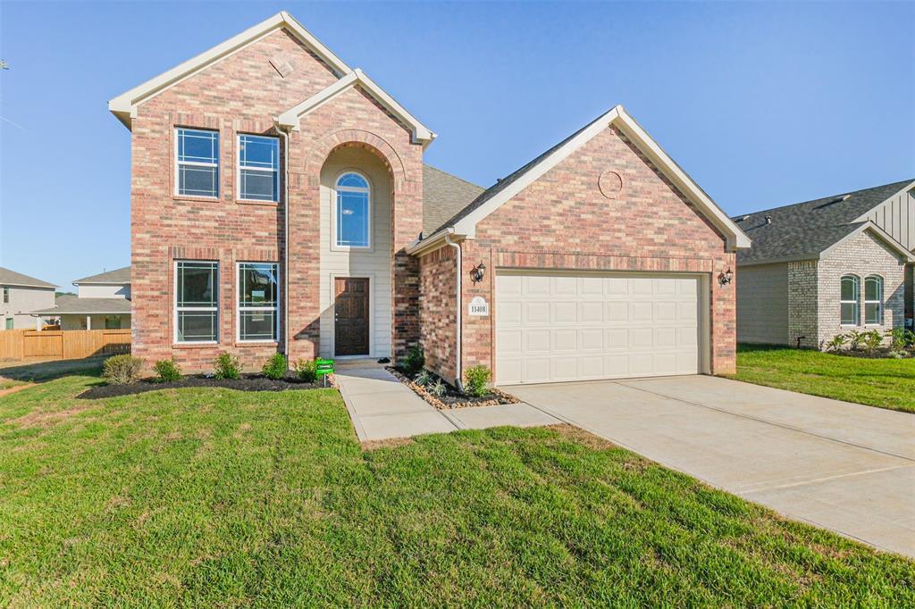 11408 Natalia Ln in Willis, TX - Building Photo