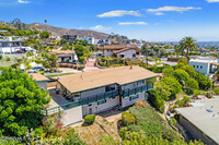 362 Artemesia Ave, Unit #2 in Ventura, CA - Building Photo - Building Photo