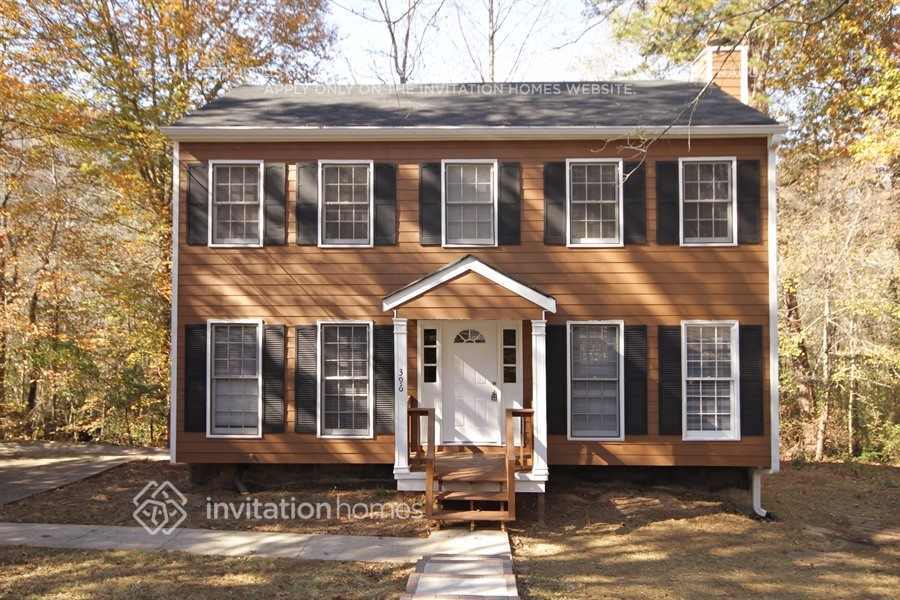 396 Shamrock Ct in Tucker, GA - Building Photo
