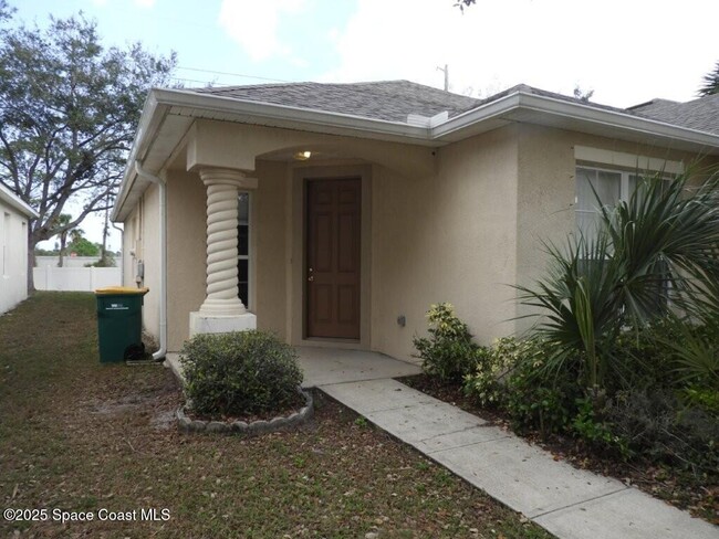 3587 Mt Carmel Ln in Melbourne, FL - Building Photo - Building Photo