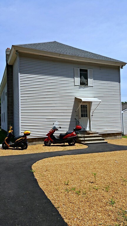 31-33 Leicester St in Oxford, MA - Building Photo - Building Photo