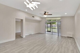 11555 Orange Blossom Ln in Boca Raton, FL - Building Photo - Building Photo