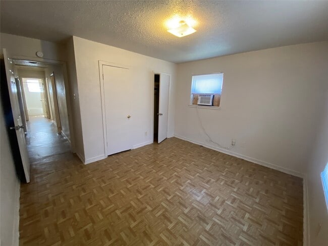 property at 4211 Rockingham St