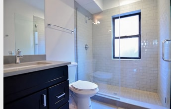 2209 W Eastwood Ave, Unit 2N in Chicago, IL - Foto de edificio - Building Photo