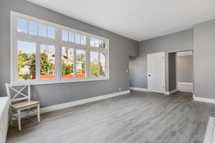 1223 Terrace St, Unit A in Muskegon, MI - Building Photo