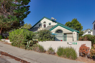 226 Mora St in Santa Cruz, CA - Building Photo - Building Photo