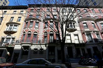 315 W 100th St in New York, NY - Building Photo - Building Photo