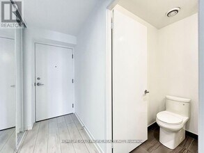 950-3950 Portage Pkwy in Vaughan, ON - Building Photo - Building Photo