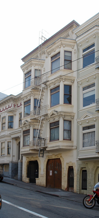 1541 Sacramento St in San Francisco, CA - Building Photo