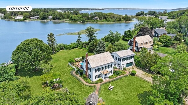 1160 Goose Creek Ln in Southold, NY - Building Photo - Building Photo