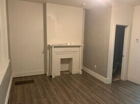 3414 Bates St in Pittsburgh, PA - Building Photo