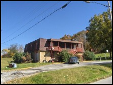 210 N Douglas Ave in Rockwood, TN - Foto de edificio - Building Photo