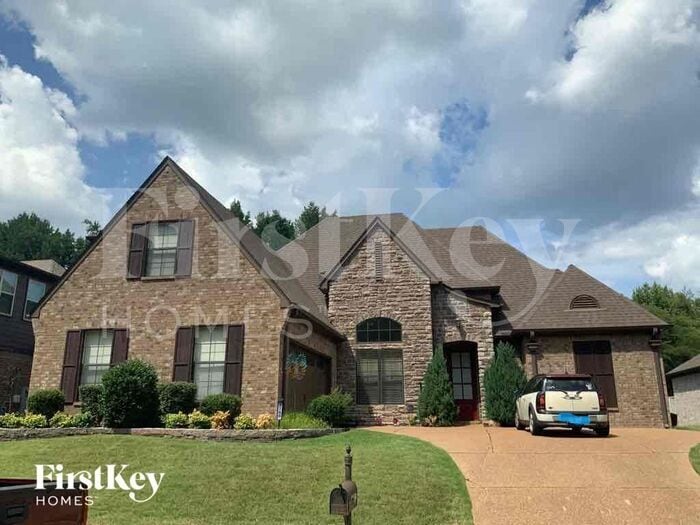 8760 Brunswick Park Cove in Bartlett, TN - Building Photo