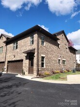 326 Sadie Dr in Matthews, NC - Building Photo - Building Photo