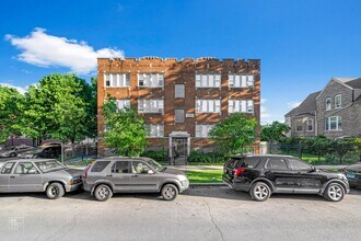 4301 W Potomac Ave Chicago, IL 60651 in Chicago, IL - Building Photo - Building Photo