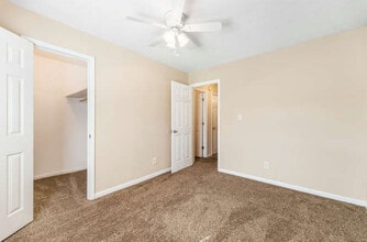Village Townhomes of Oxford in Oxford, GA - Foto de edificio - Building Photo