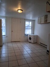 137 Mill St in Lewistown, PA - Foto de edificio - Building Photo